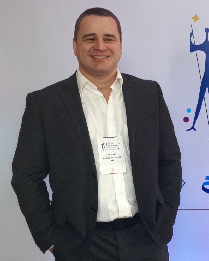 Dr. Rodrigo Lima — Pneumologista Pediátrico em Brasília